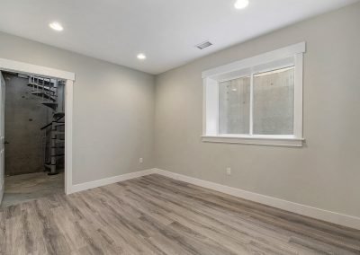 2716 Geneva St Central Park