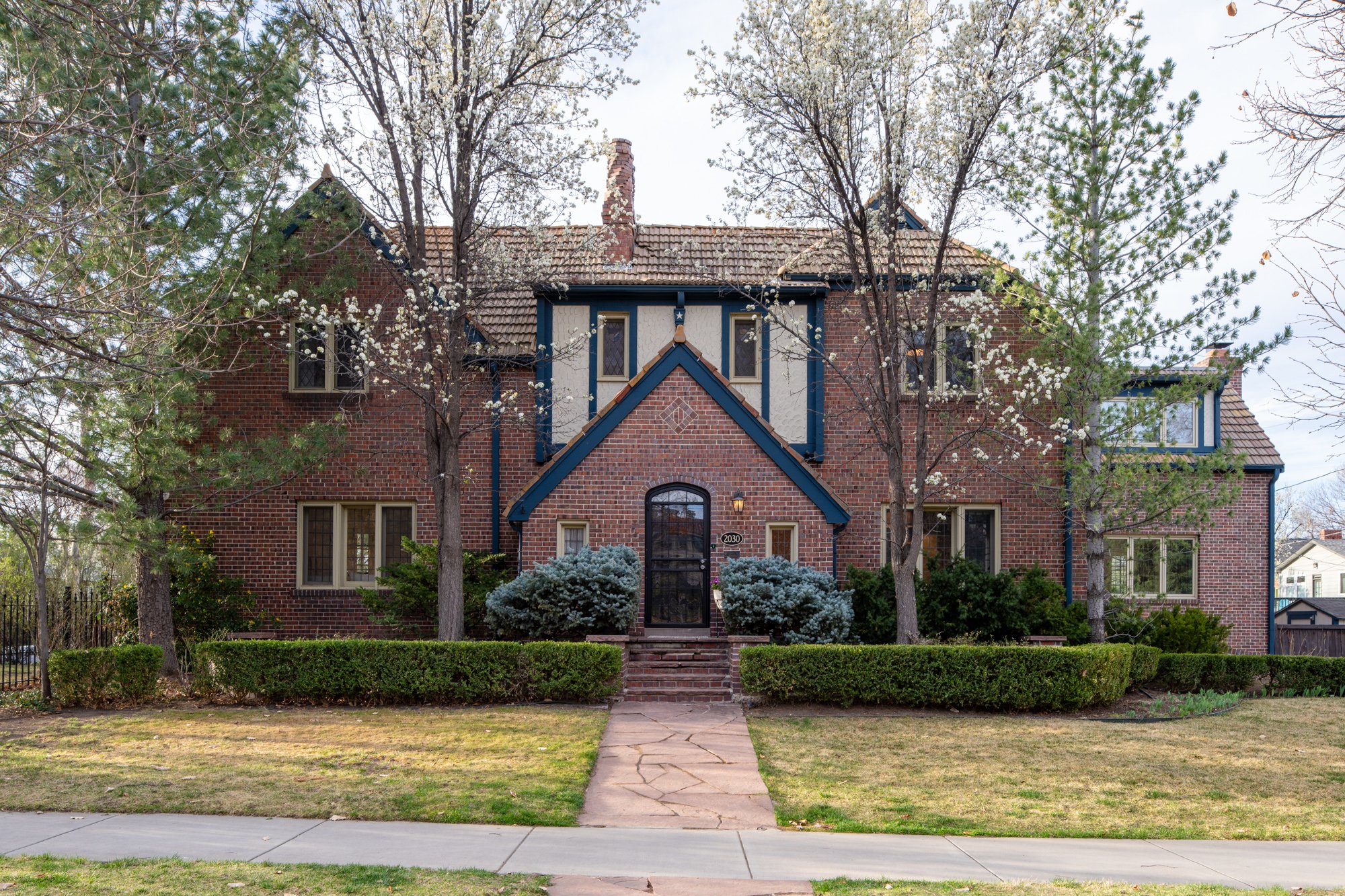 2500 Cherry Creek 201